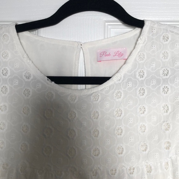 White eyelet pink lily dress - Picture 4 of 7